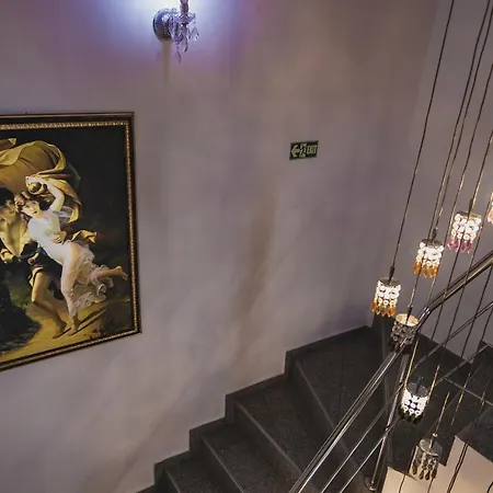 アパートホテル Casafina Serviced 3*